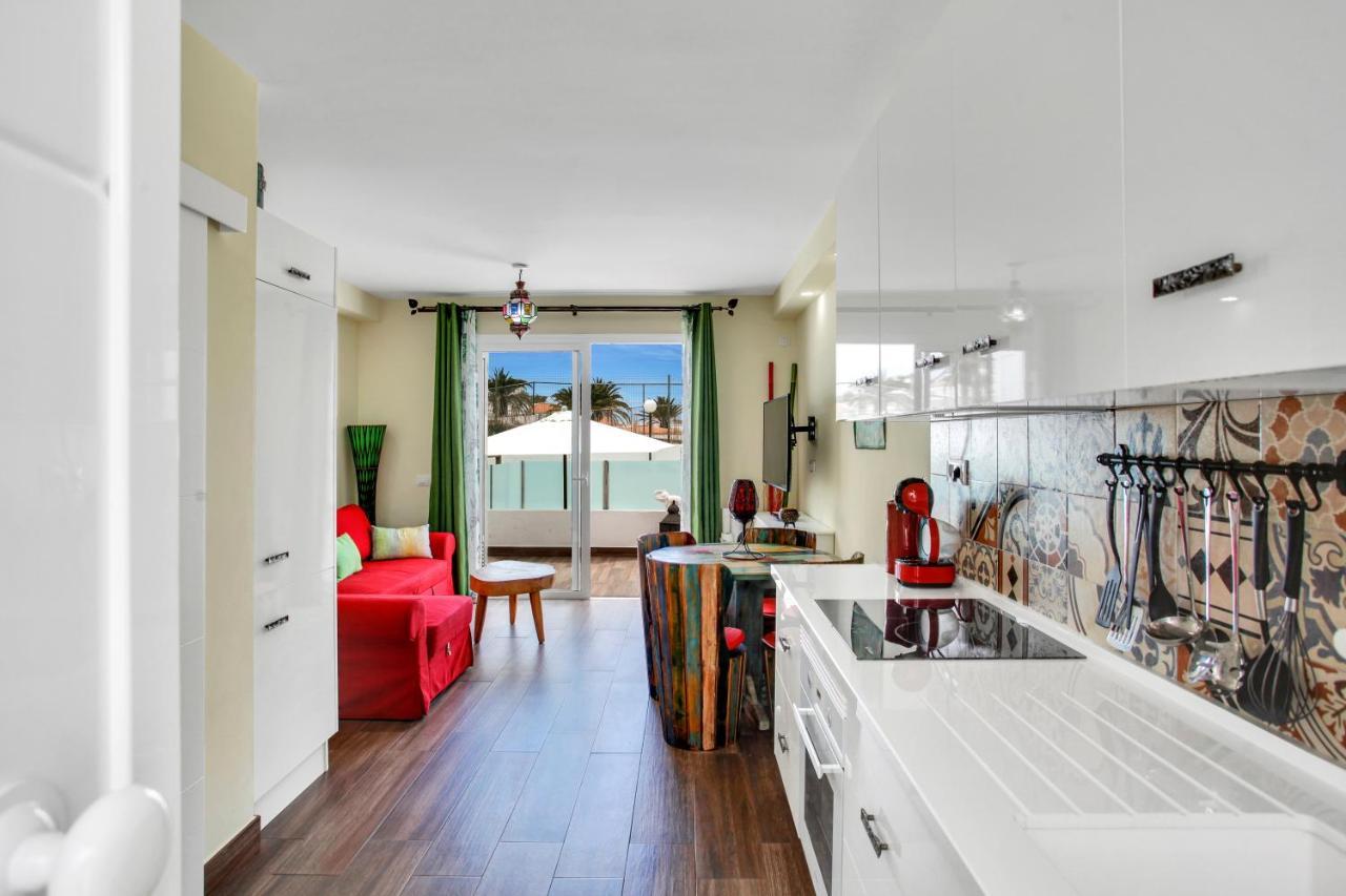 アデヘCasa Del Sol, Beautiful Terrace, Fast Wi-Fi, Poolアパートメント エクステリア 写真